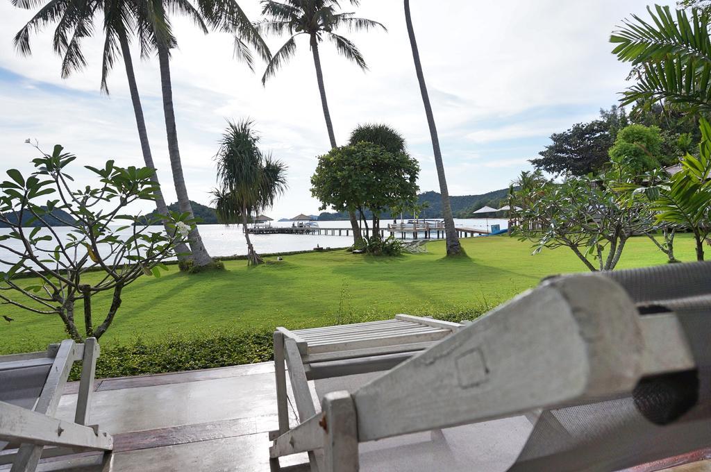 Makathanee Resort Koh Mak Esterno foto