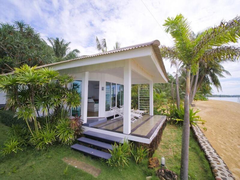 Makathanee Resort Koh Mak Esterno foto